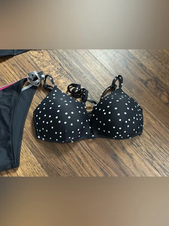 Bikini bundle - Picture 2 of 6